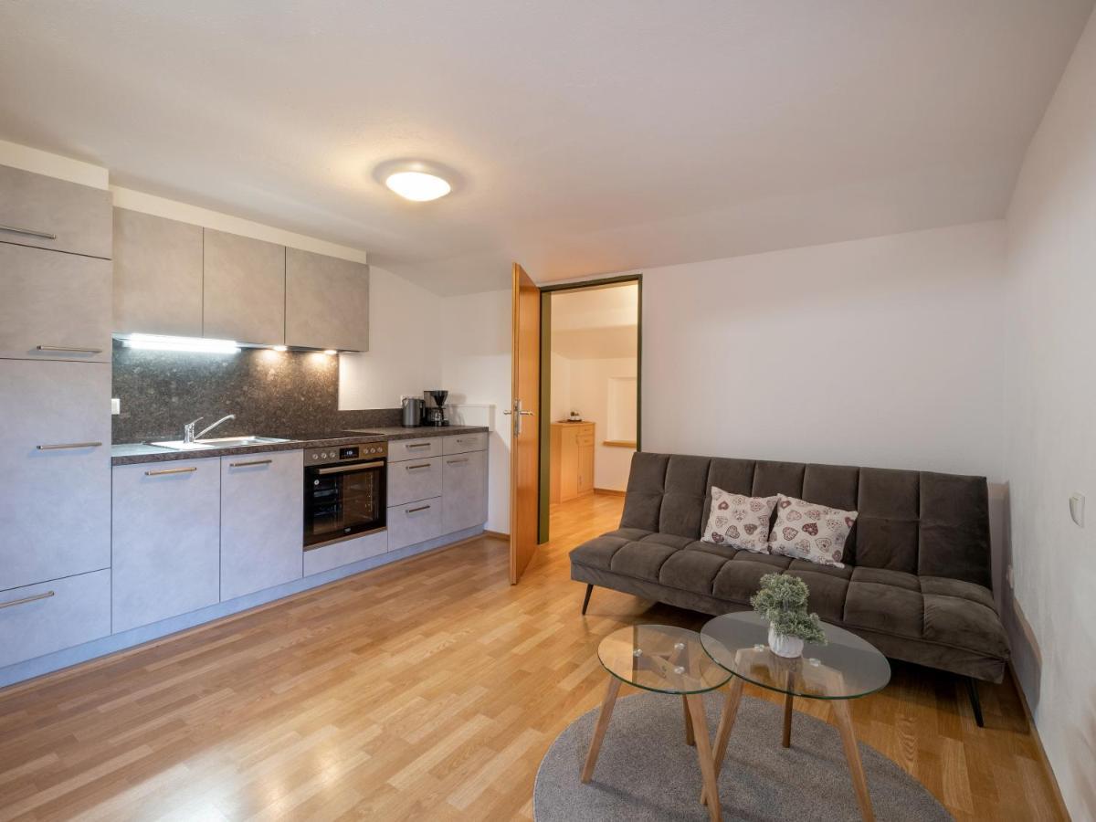 Apartment-Pension Schmiedererhof サンクト・ジョアン・イン・チロル エクステリア 写真